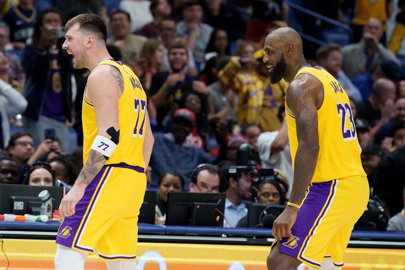 b体育官网入口-徐静雨：老狮王不容易 具备一双慧眼的球迷才能看到詹姆斯的伟大